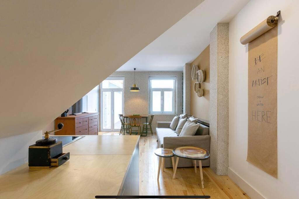 The Kiss - 1 Bedroom Apt With Terrace Porto Exterior foto